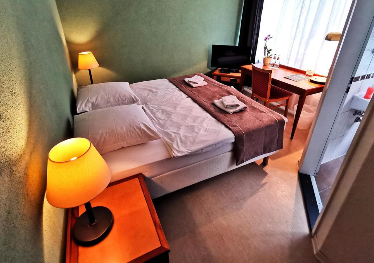 Langengrassau Hotel Spreewaldschule מראה חיצוני תמונה