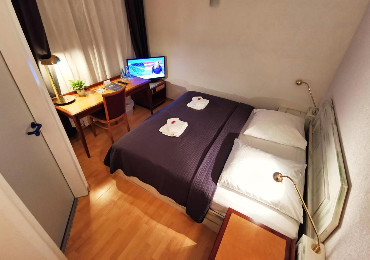 Langengrassau Hotel Spreewaldschule מראה חיצוני תמונה